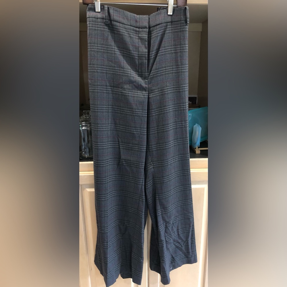 Vince Camuto Gray Plaid Pants with Magenta Stripe Size 20W